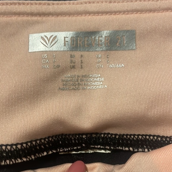 Forever 21 athletic leggings - Picture 3 of 7
